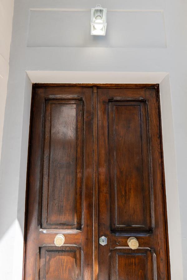 Ferienwohnung Relais Palazzo Olimpia - Corso Vittorio Emanuele Salerno Exterior foto