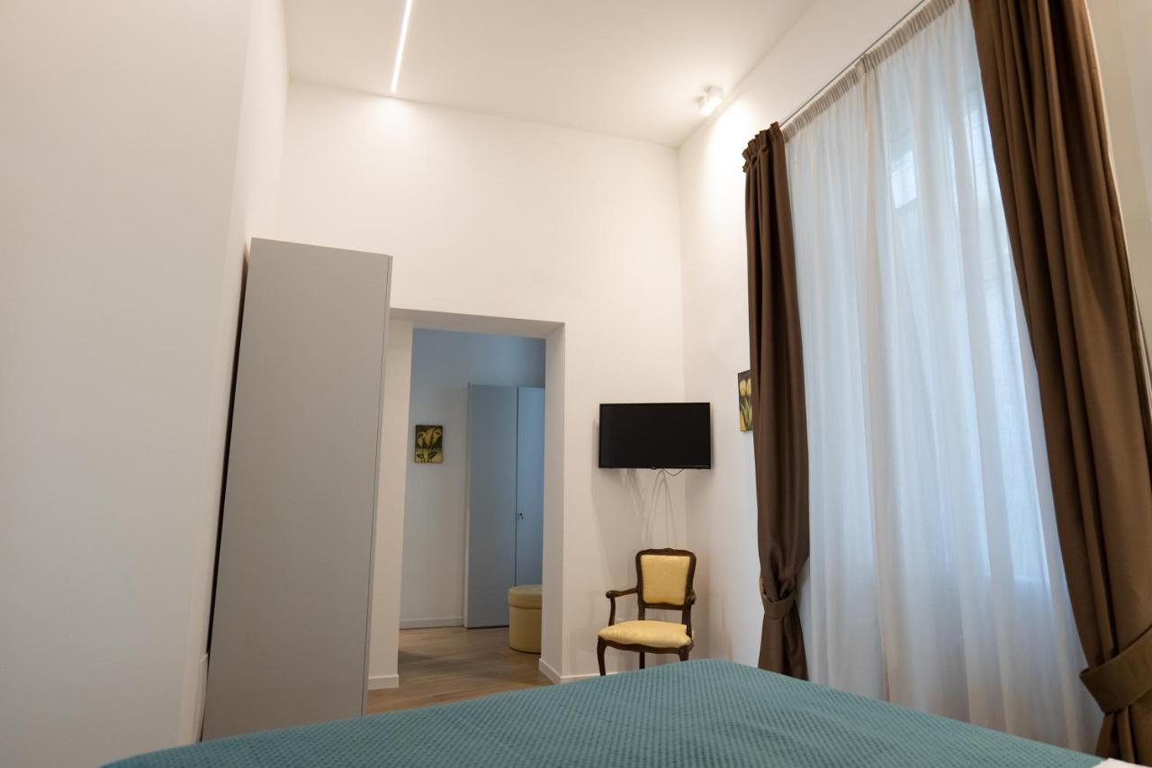 Ferienwohnung Relais Palazzo Olimpia - Corso Vittorio Emanuele Salerno Exterior foto