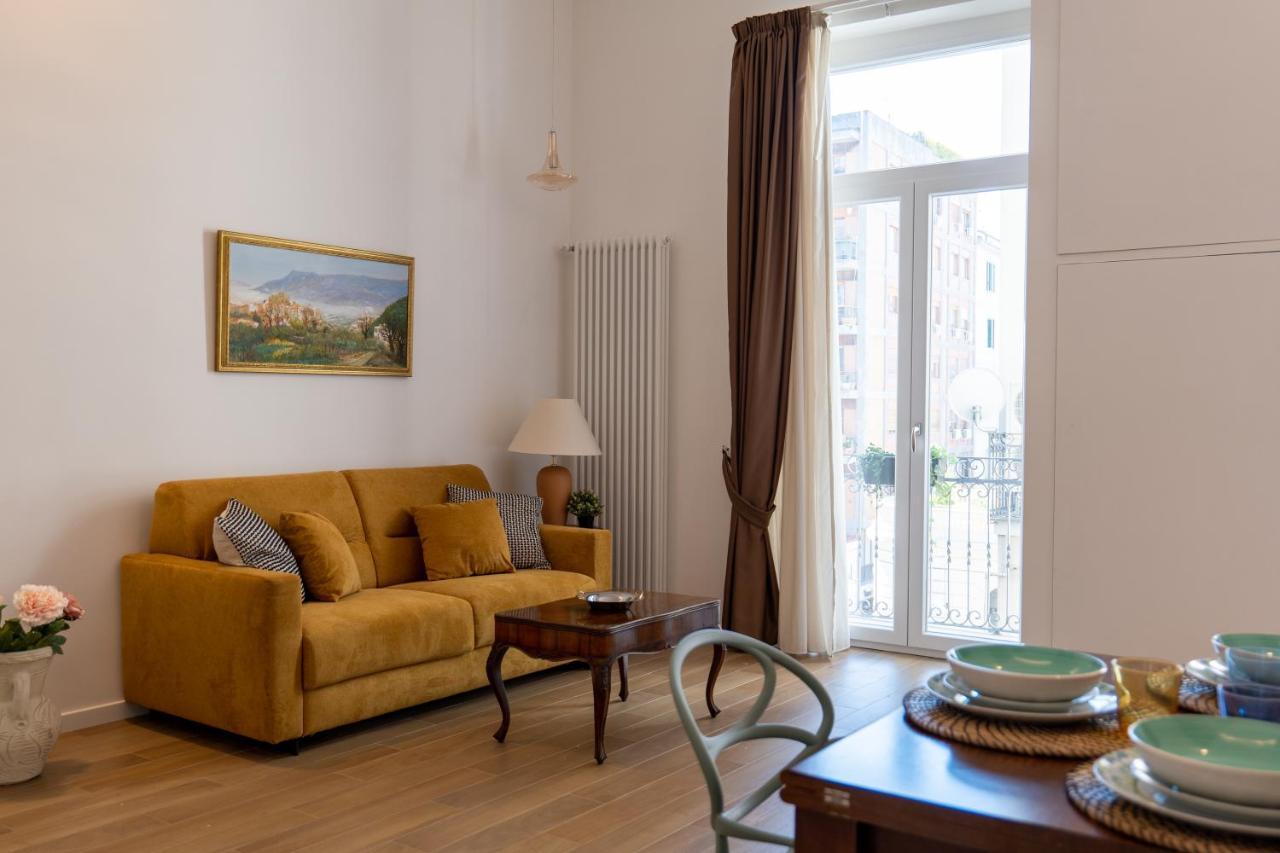 Ferienwohnung Relais Palazzo Olimpia - Corso Vittorio Emanuele Salerno Exterior foto