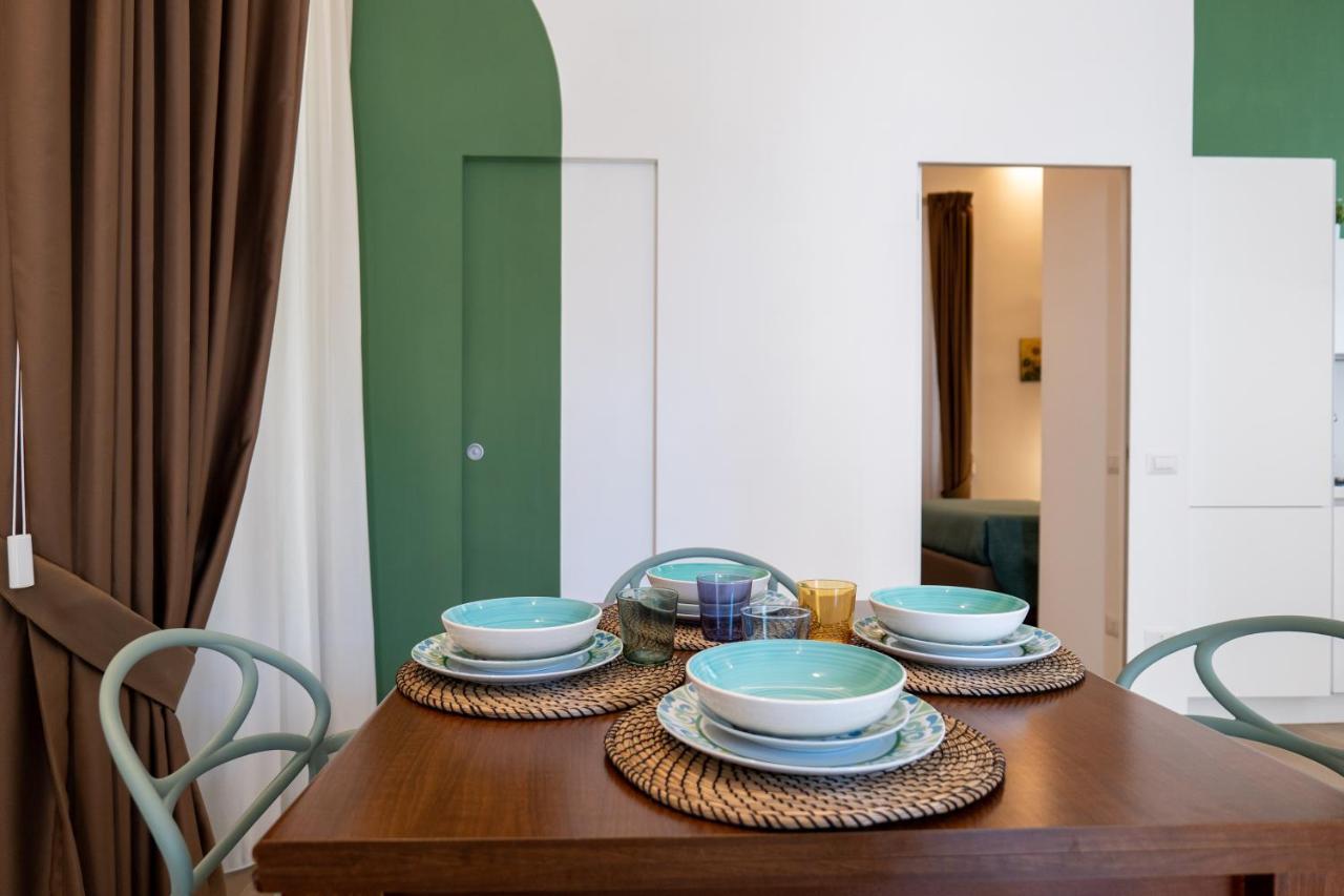 Ferienwohnung Relais Palazzo Olimpia - Corso Vittorio Emanuele Salerno Exterior foto